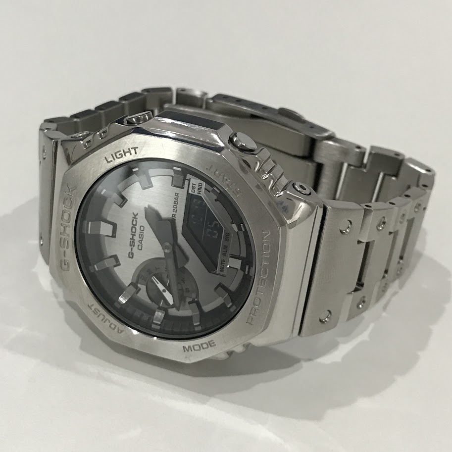 カシオ G-SHOCK メタルカバード GM-2100-1AJF