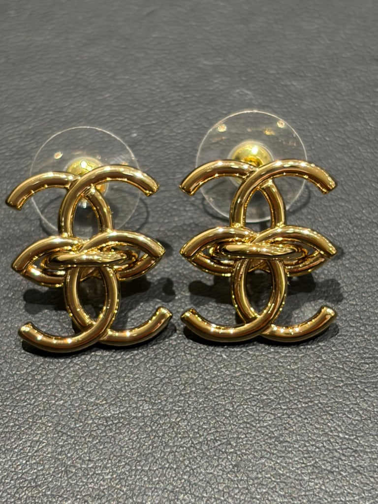 シャネル ピアス B26