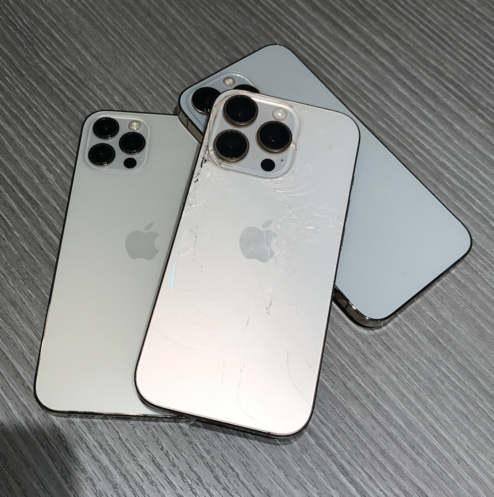 SIMロック解除(au) iPhone16 Pro 256GB デザートチタニウム MYN23J/A