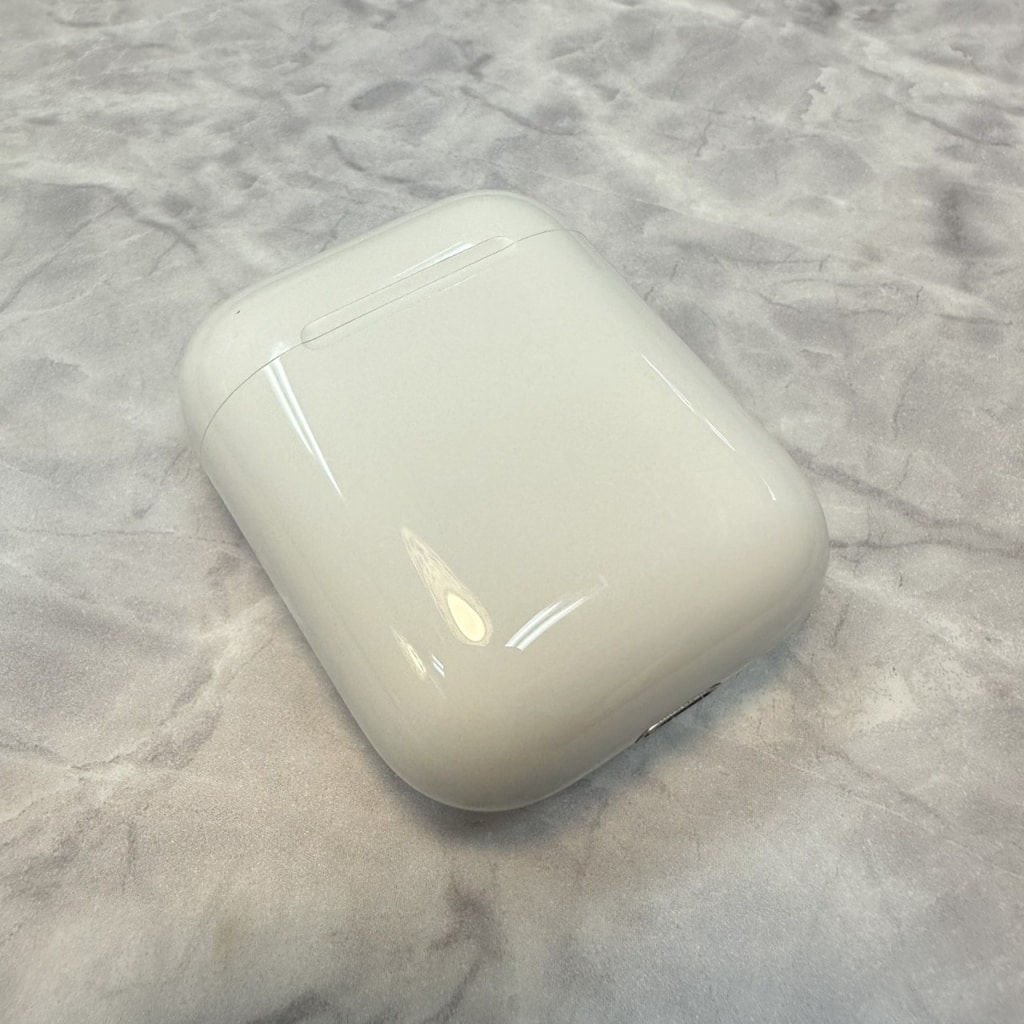 Apple AirPods 第2世代 MRXJ2J/A