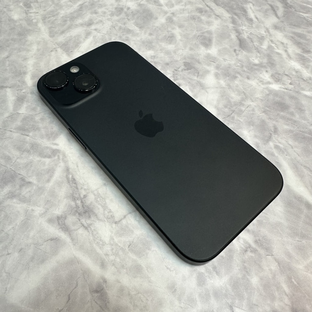 iPhone15 128GB ブラック MTMH3J/A