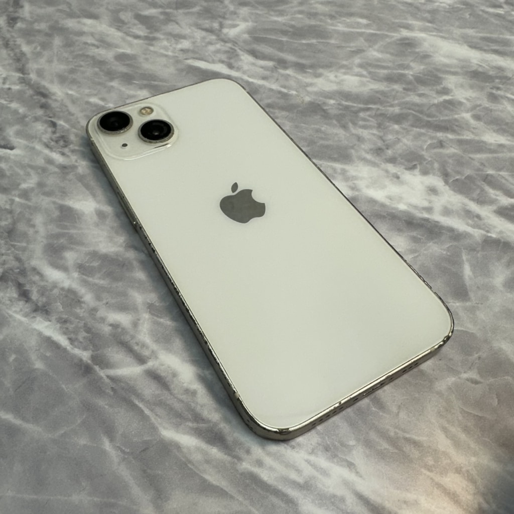 iPhone13 256GB スターライト MLNJ3J/A SIMロック解除(au)