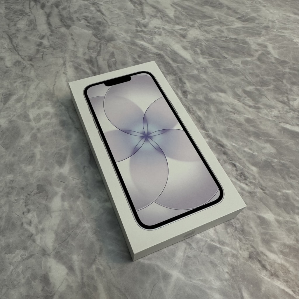 Apple iPhone17e 256GB ホワイト MHRP4J/A