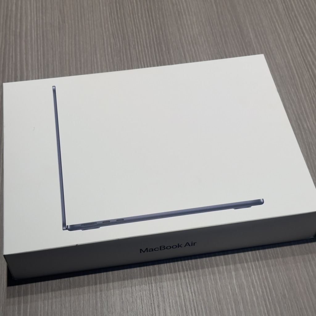 Apple Apple MacBook Air 13インチ M4 16GB 256GB ミッドナイト MW123J/A