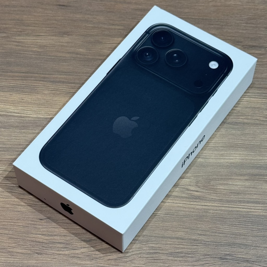 iPhone18 Pro 512GB ブラック MJR94J/A