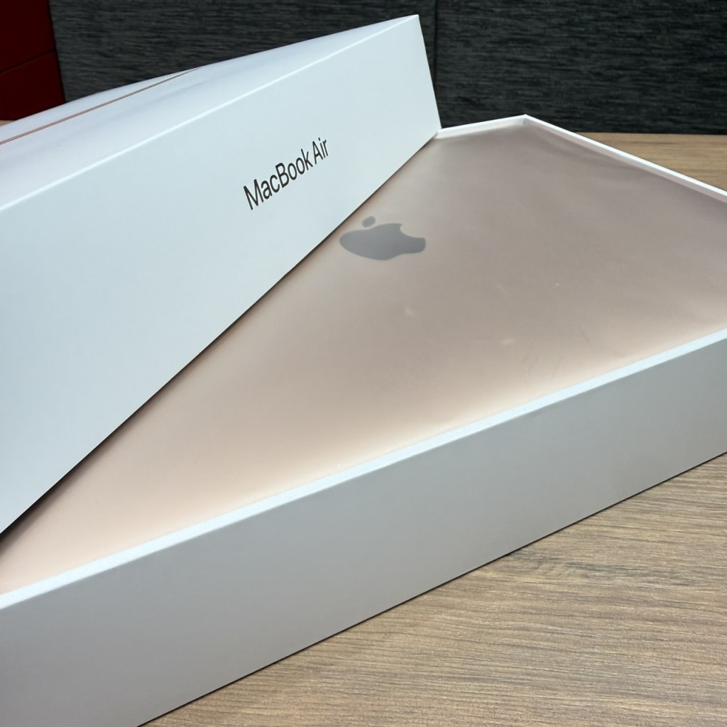 MacBook Air 13インチ 2020 M1 16GB 512GB A2337