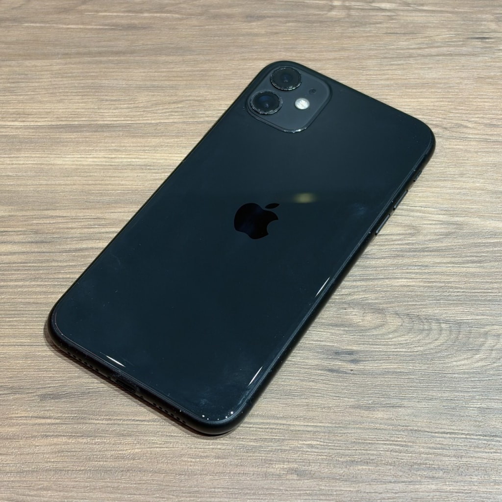 iPhone11 64GB ブラック MWLT2J/A