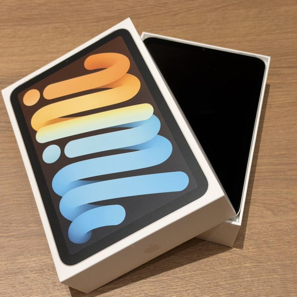 iPad mini 第6世代 8.3インチ Wi-Fi 64GB スターライト MK7P3J/A
