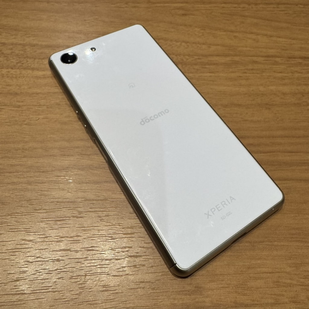 SIMロック解除(docomo) SONY Xperia Ace ホワイト SO-02L