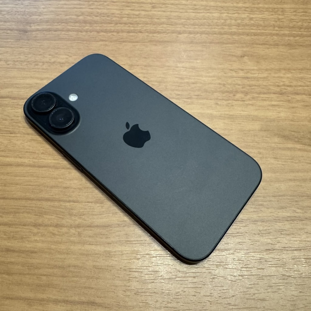 SIMロック解除(Softbank) iPhone16 128GB ブラック MYDQ3J/A