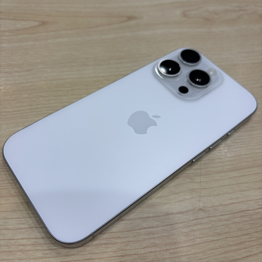 SIMロック解除(Softbank) iPhone16Pro 256GB ホワイトチタニウム MYN13J/A